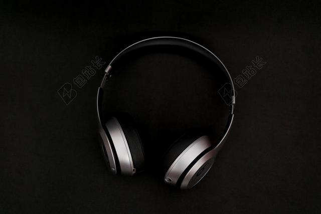 黑色耳机数码产品工业设计背景图片